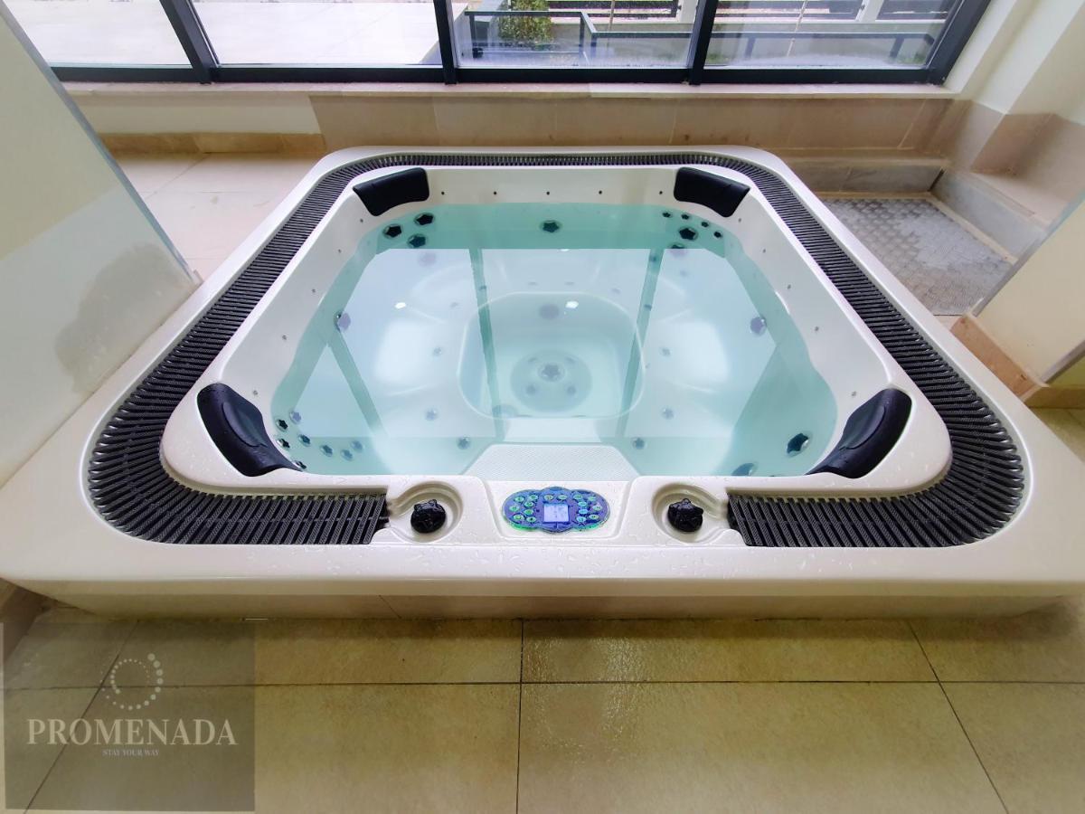 Sunfest Aparthotel Pool & Spa Mamaia Nord Нэводари Экстерьер фото